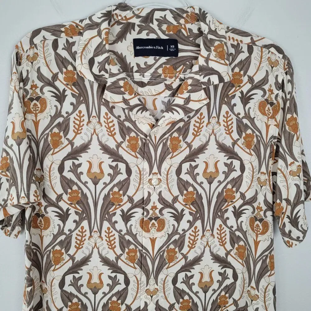 Abercrombie & Fitch Size XS Men's Button Shirt Camp Short Sleeve Floral Multi - Picture 2 of 12